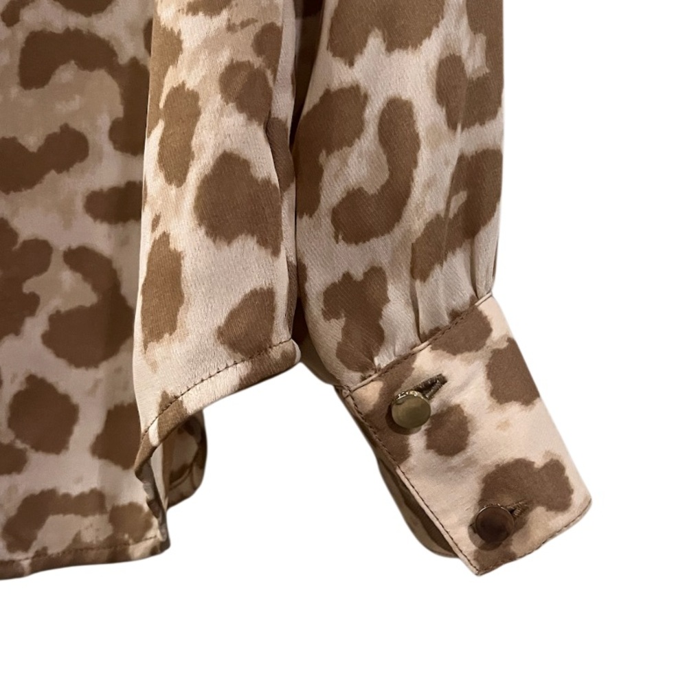 Banana Republic Beige Animal Print Button Down Blouse - Picture 5 of 7
